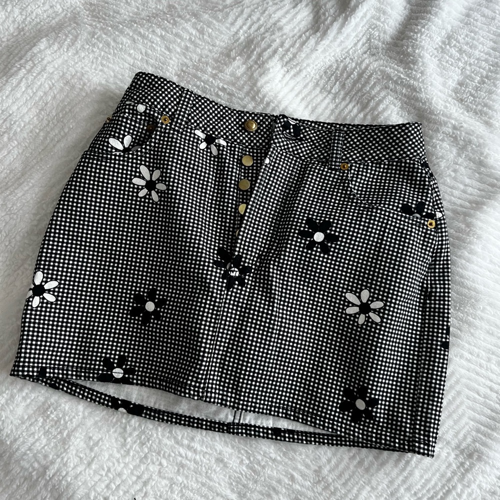 Heavy Manners Black and White Mini Skirt for Casual Night Out